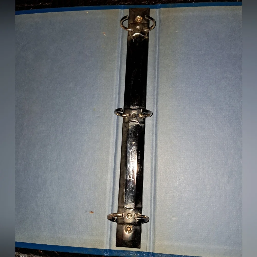 BINDER NOTEBOOK 3 RING PREOWNED